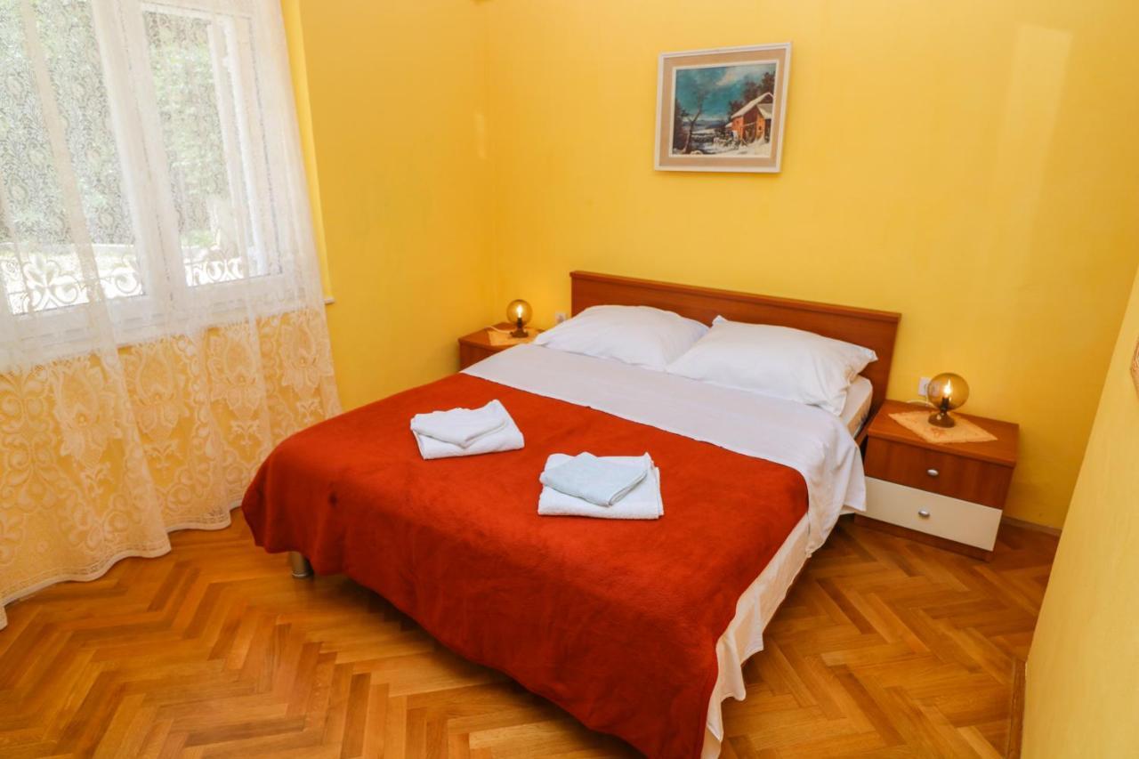 Double Rooms With Terrace Tomica Baška Exteriör bild