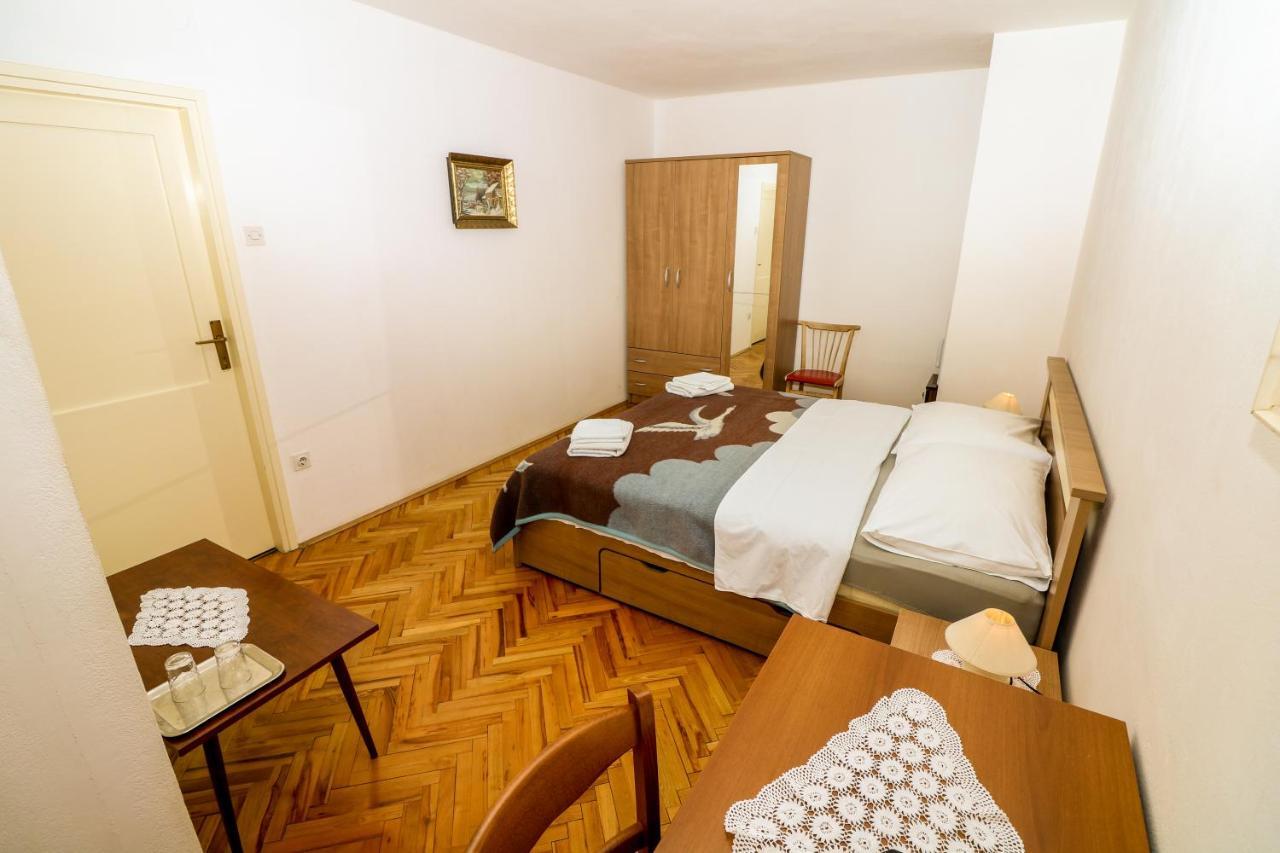 Double Rooms With Terrace Tomica Baška Exteriör bild