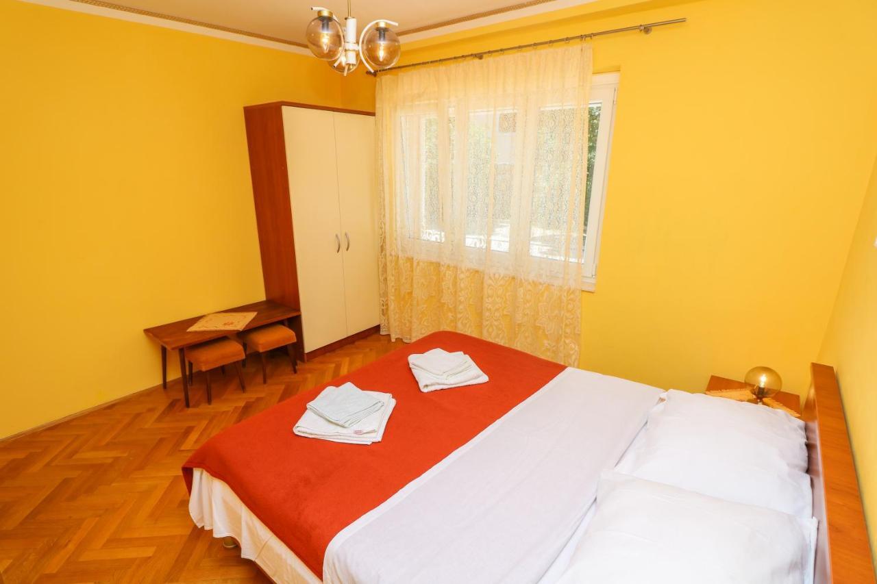 Double Rooms With Terrace Tomica Baška Exteriör bild